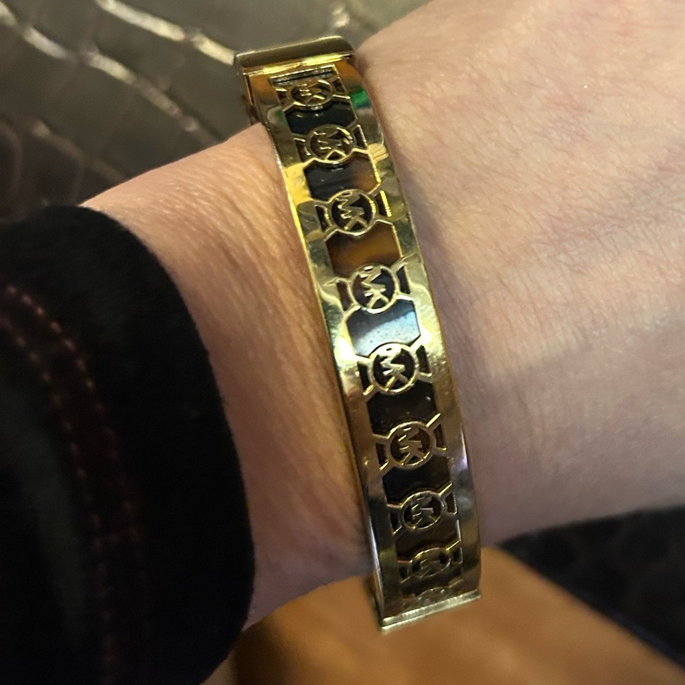 MICHAEL KORS GOLD plated Bracelet - Picture 3 of 4